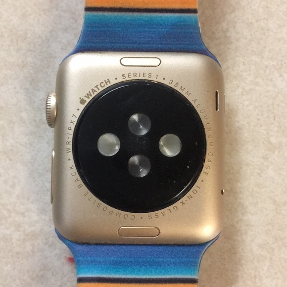 Apple Watch - Picture 2 of 3